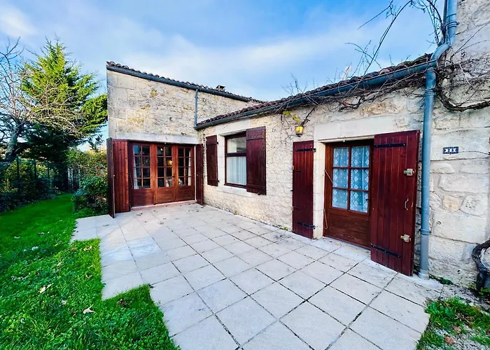 L'envol - Spacieuse Maison Avec Piscine Privative * Champagne (Charente-Maritime)